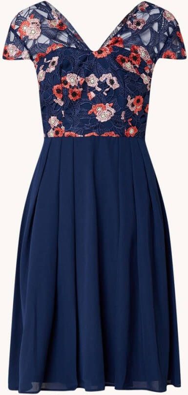 chi london Crochet midi jurk met V hals