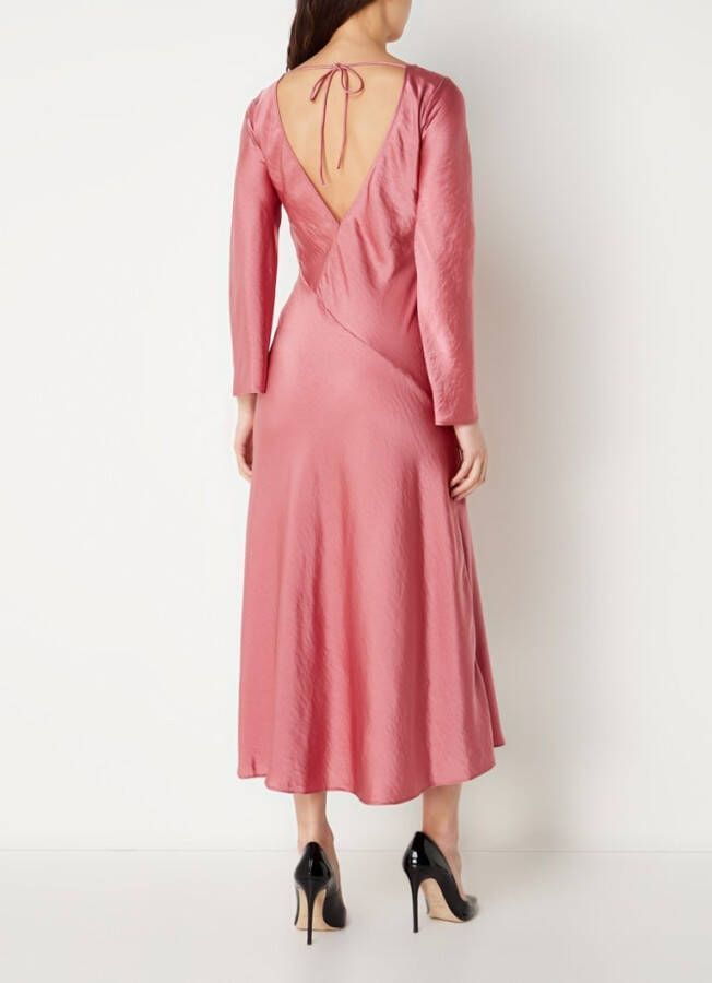 Mango Ava maxi jurk van satijn met V hals