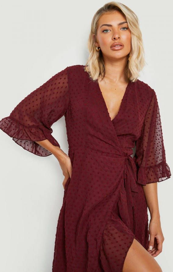 boohoo Dobby Chiffon Midi Wikkel Jurk Met Wijde Mouwen, Berry