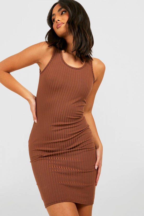 boohoo Jumbo Geribbelde Mini Jurk Met Bandjes En Lage Ronde Hals, Mocha