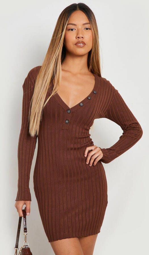 boohoo Petite Jurk Met Knopen En V Hals, Chocolate