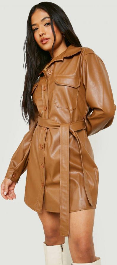 boohoo Petite Pu Utility Blouse Jurk Met Ceintuur, Camel