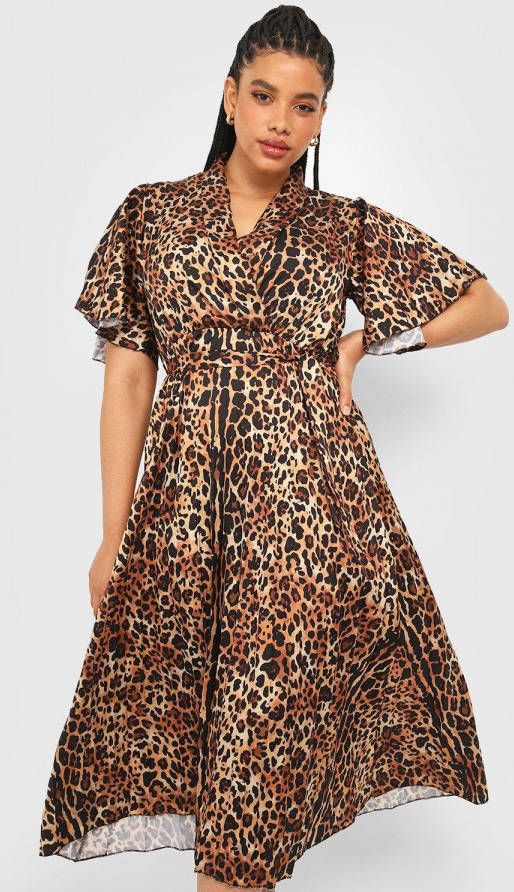 boohoo Plus Geplooide Satijnen Luipaardprint Midi Jurk, Brown