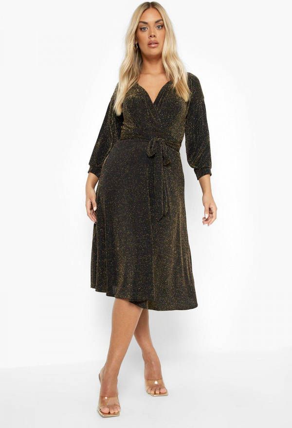boohoo Plus Metallic Off Shoulder Midi Wikkel Jurk, Gold