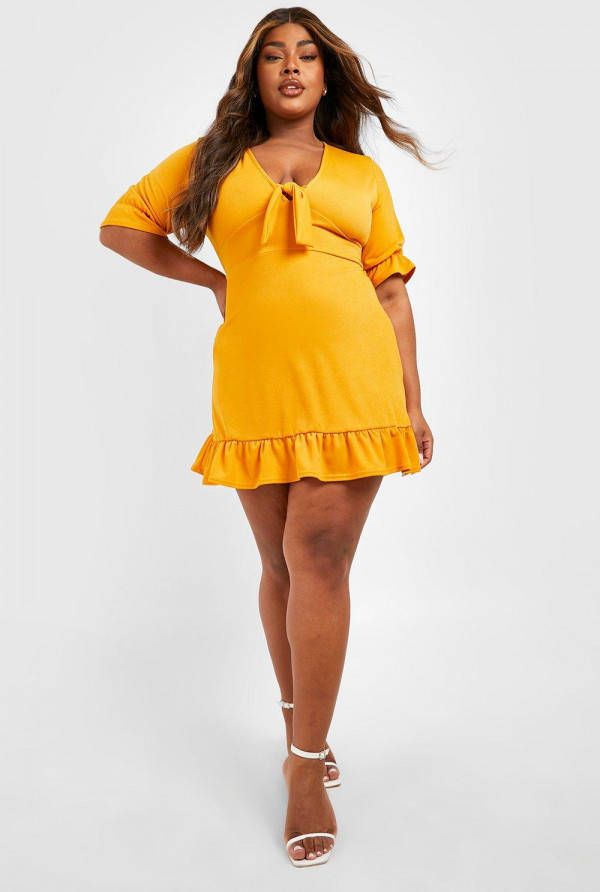 boohoo Plus Skater Jurk Met Ruches En Strik, Mustard
