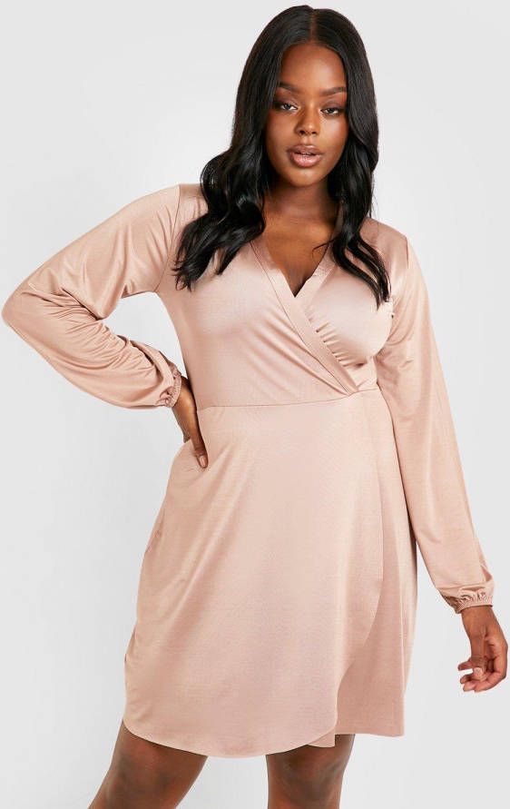 boohoo Plus Strakke Mini Wikkel Jurk Met Ruches, Stone