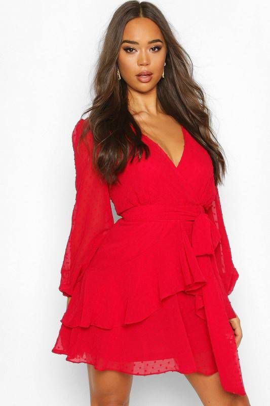 boohoo Dobby Chiffon Mini Jurk Met Geplooide Zoom, Rood