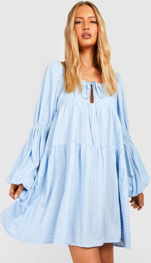 boohoo Tall Gesmokte Seersucker Halter Jurk Met Pofmouwen En Textuur, Powder Blue