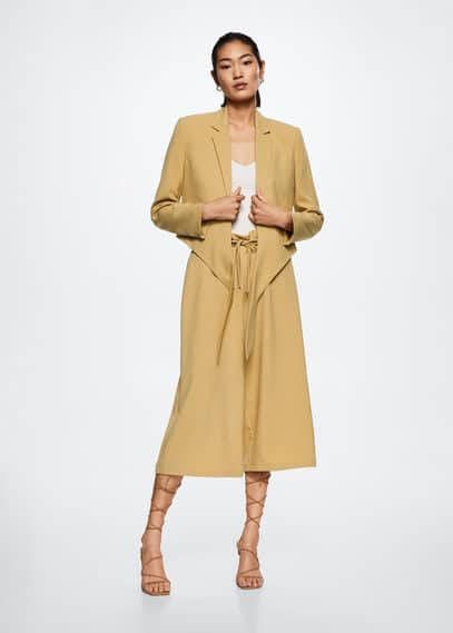 Mango Korte blazer met knoop