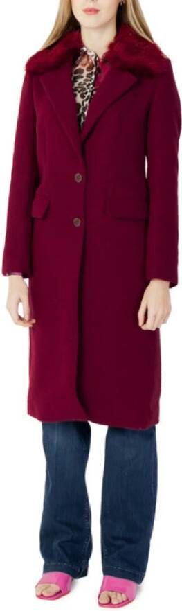 Guess Jas met enkele rij knopen , Rood, Dames