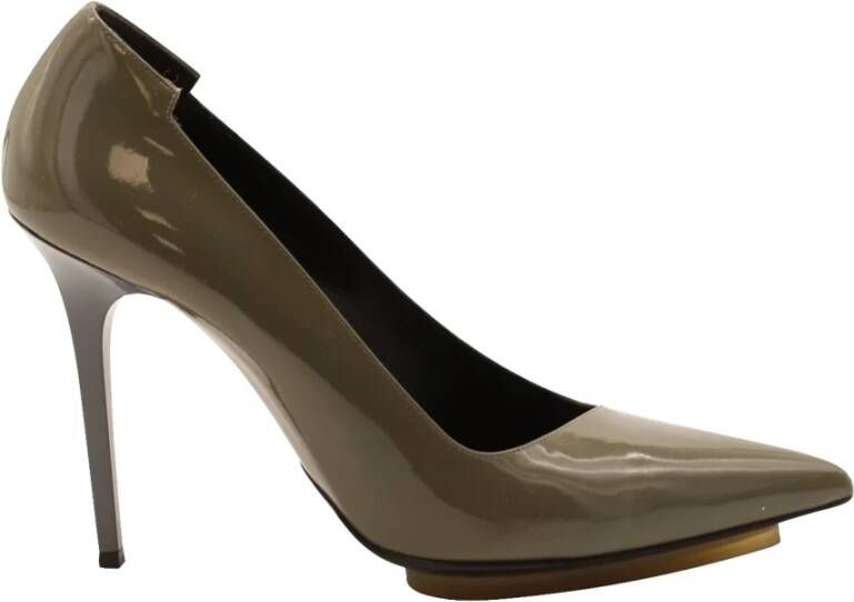 Balenciaga point teen pompen in grijs patentleer , Grijs, Dames