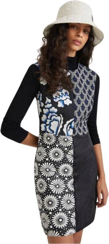 Desigual jurk met biologisch katoen zwart/blauw