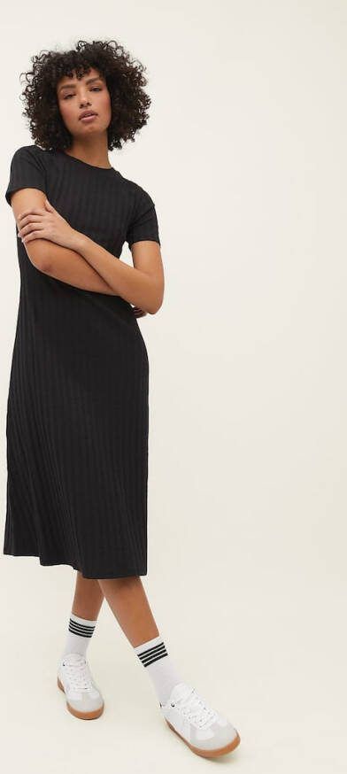 Stradivarius Basic Midi Jurk Met Ribcord Zwart