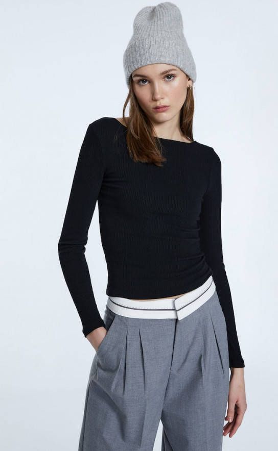 Stradivarius Basic T Shirt Met Boothals Zwart