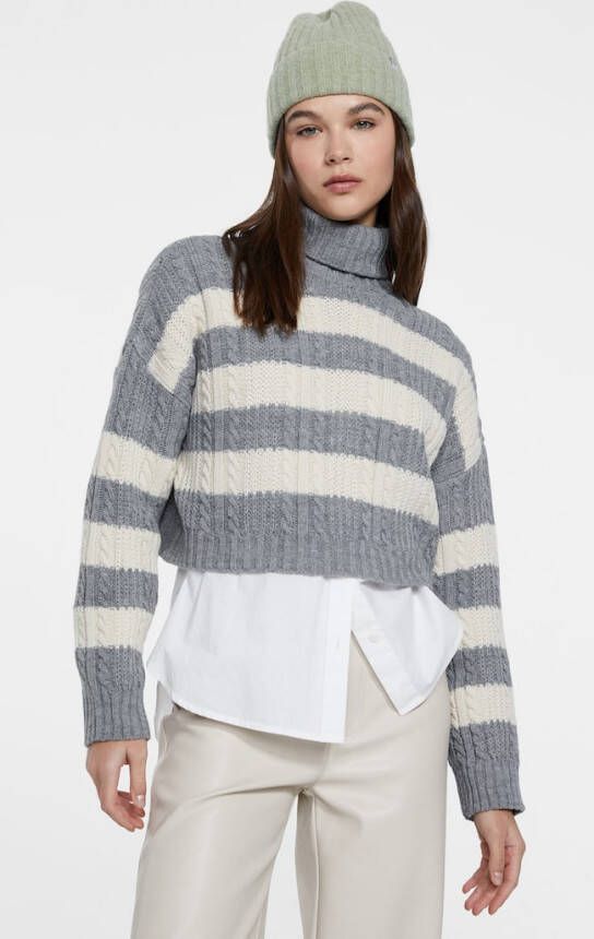 Stradivarius Cropped Gevlochten Trui Grijs Melange