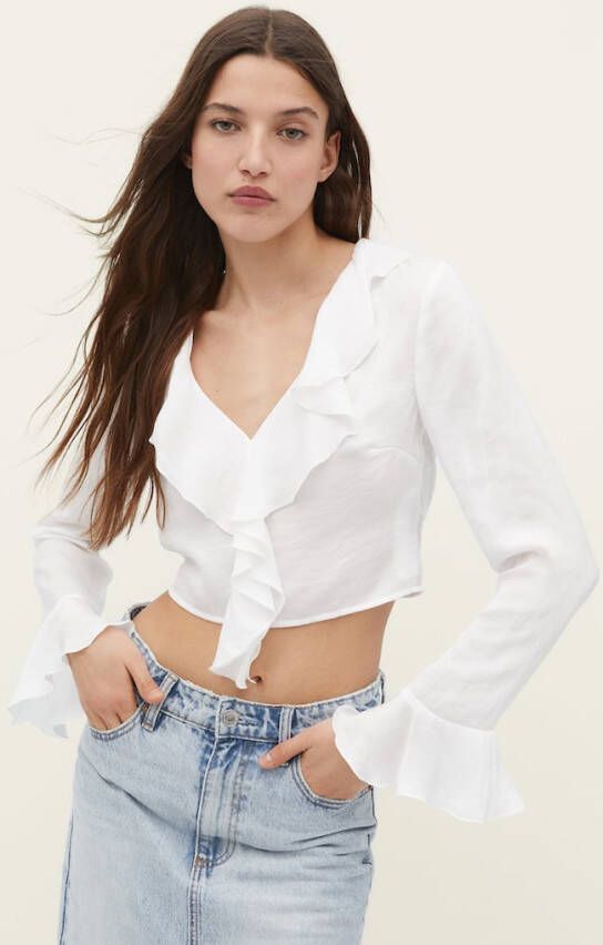 Stradivarius Gesatineerde Blouse Met Volant Wit