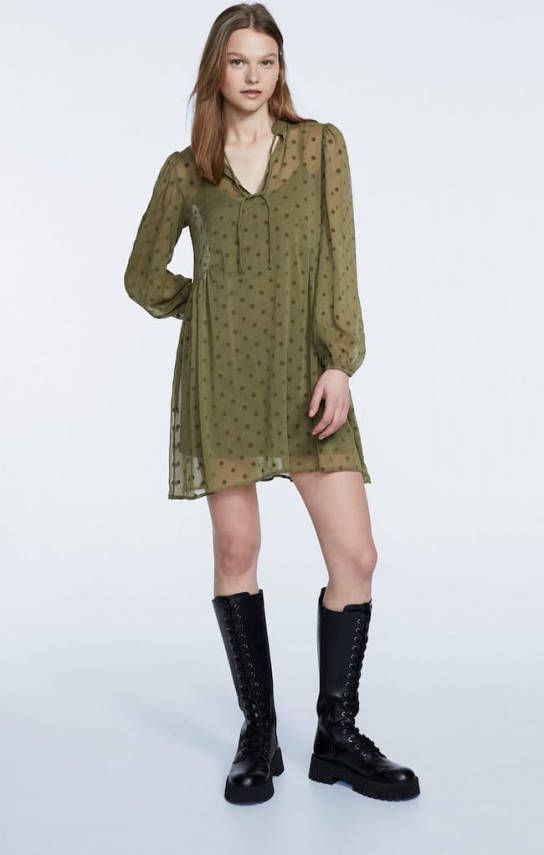 Stradivarius Korte Geflockte Boho Jurk Kaki