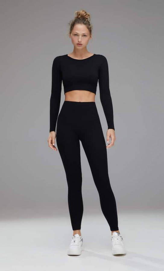 Stradivarius Naadloze Sportieve Leggings Met Visgraatmotief Zwart
