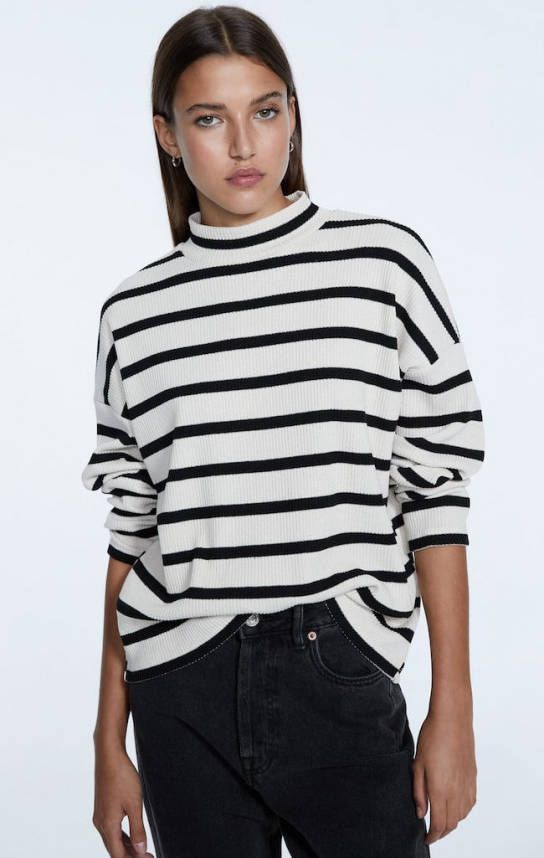 Stradivarius Oversized Top Met Opstaande Kraag Ecru