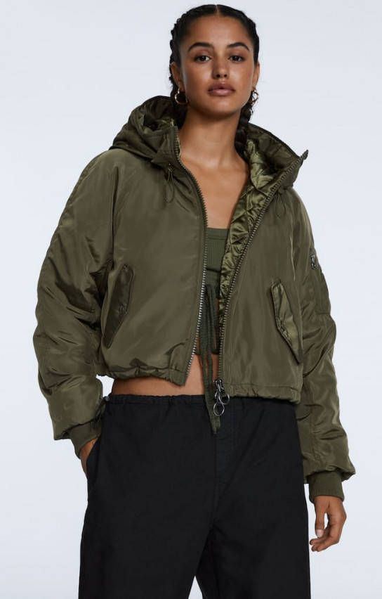 Stradivarius Satijnen Bomberjack Met Capuchon Kaki