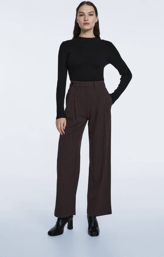 Stradivarius Smart Lange Broek Met Bandplooi Bruin 34