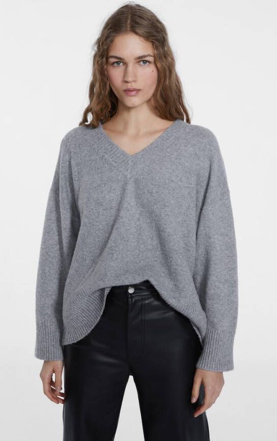 Stradivarius Soft Touch Trui Met V Hals Grijs Melange