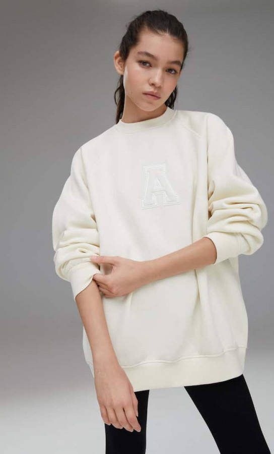 Stradivarius Sportief Sweatshirt Met Patch Ecru