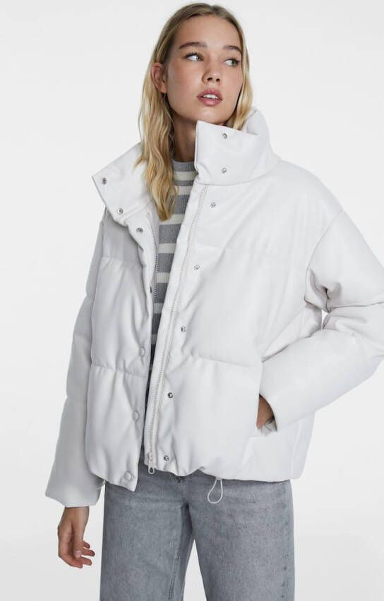 Stradivarius Synthetisch Leren Donsjack Vanille