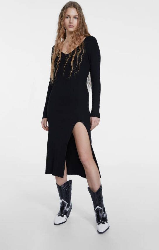 Stradivarius Tricot Midi Jurk Met V Hals Zwart