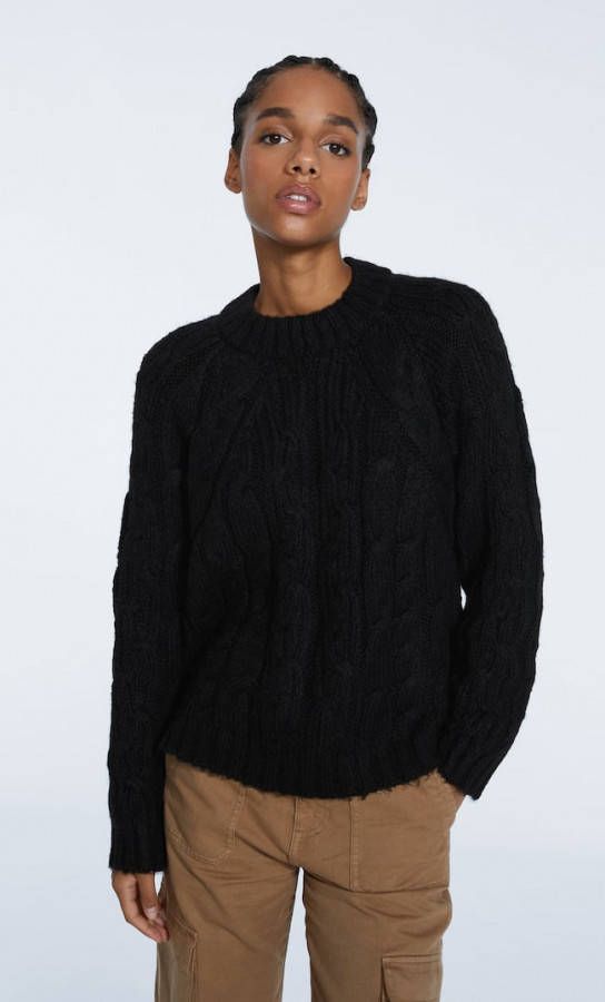 Stradivarius Trui Met Grof Kabelmotief Zwart