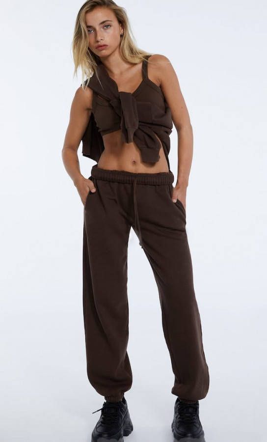 Stradivarius Velours Lange Broek Met Lage Taille Bruin