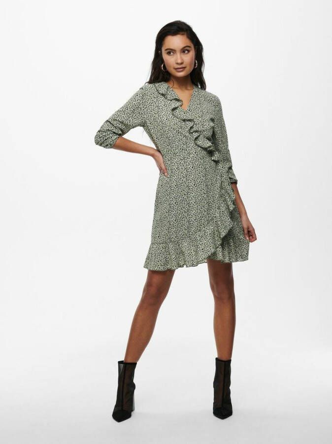 ONLY gebloemde wikkeljurk ONLCARLY lichtgroen/zwart/wit