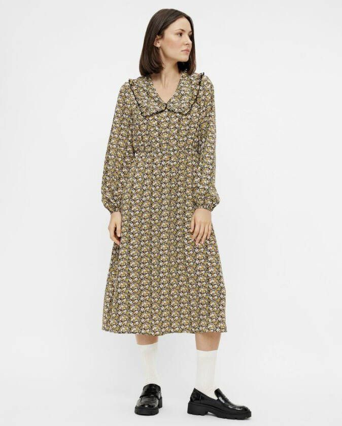 Pieces Midi jurk statement kraag