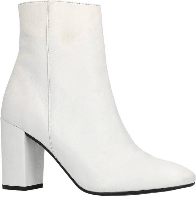 Manfield leren enkellaarzen wit