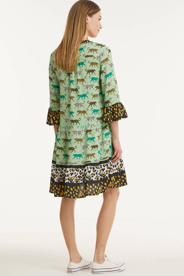 Smashed Lemon A lijn jurk met all over print en volant groen